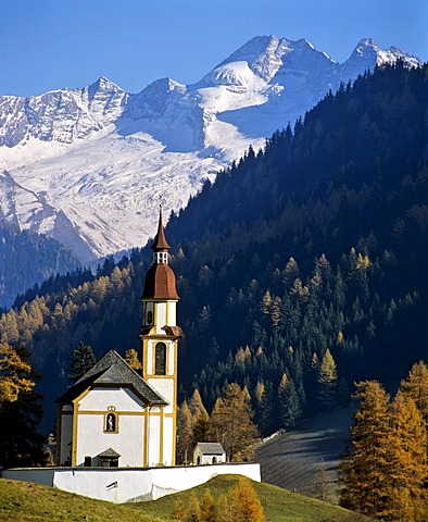 Church in the Obernberg valley, Zillertal Alps, Tyrol, Austria