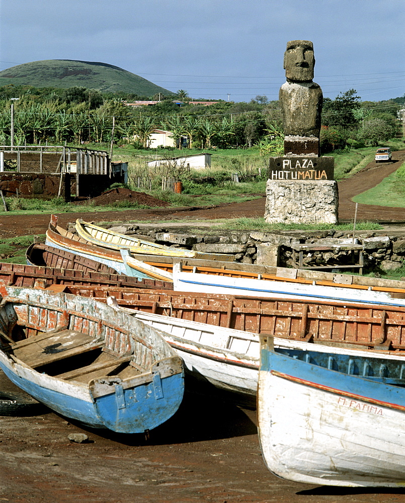 Moai at Hoto Matua harbour, stone sculpture, Easter Island, Chile, Oceania