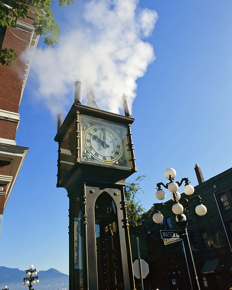 Steam clock in the Gastown district, Vancouver, British Columbia, Canada