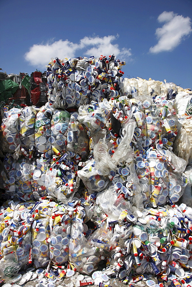 Plastic recycling, PET bottles and plastic rubbish are shredded and pressed, Essen, North Rhine-Westphalia, Germany, Europe