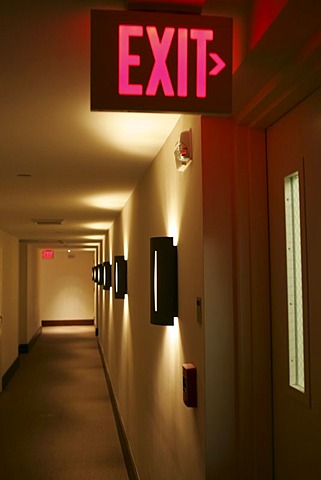 USA, United States of America, Florida, Miami : Hotel floor, emergency exit sign.