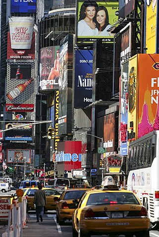 USA, United States of America, New York City: Times Square.