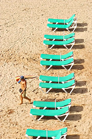 Deck chairs in Cala Llenya - Ibiza