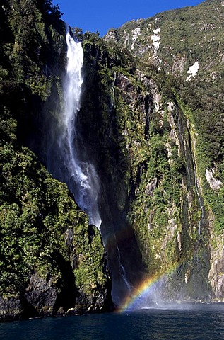 Waterfall, rainbow, Stirling Falls, Milford Sound, West Coast, South Island, New Zealand