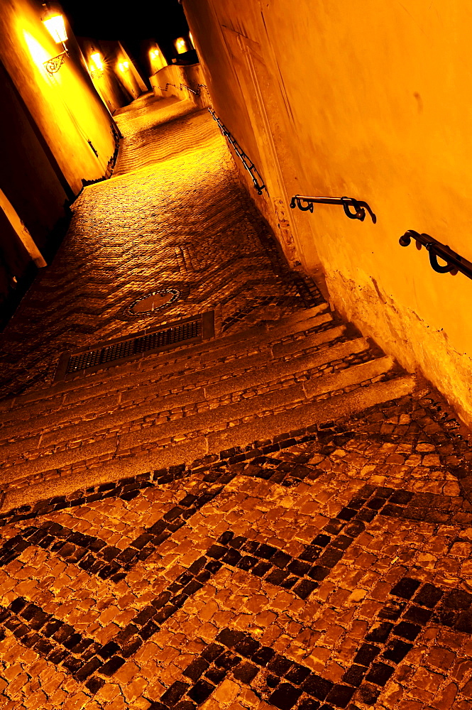 Narrow old alley at nighttime, Hrad&any (Castle District), Prague, Czech Republic, Europe