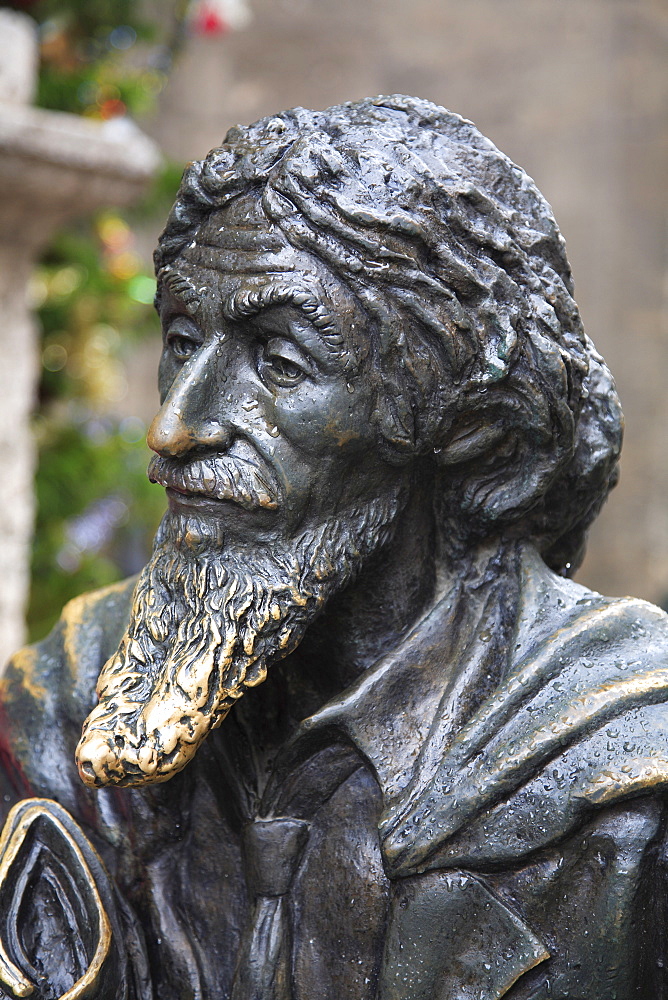 Bronze statue of Francis of Assisi (touching his beard is said to bring luck) in the old part of Havana, Cuba, Caribbean