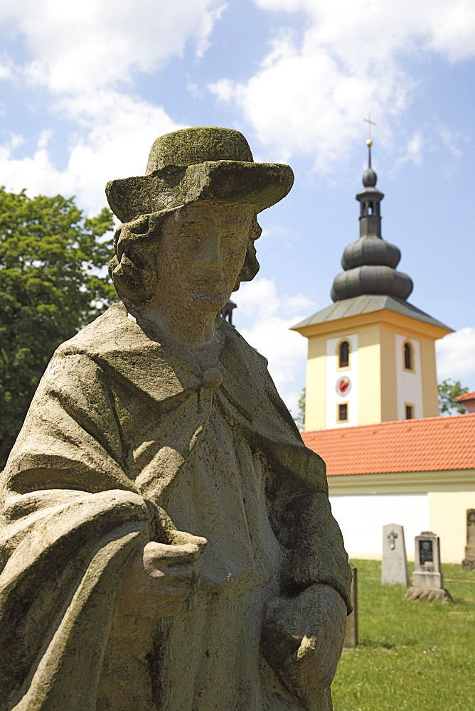 Apostle figure in the historic cemetery of the pilgrimage church Maria Loreto in StarË Hroznatov, Altkinsberg, Cheb region, Eger, Boehmen, Egerland, Czech Republic, Europe