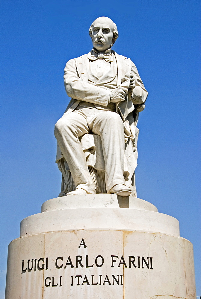 Stone memorial statue to Lugi Carlo Farini, prime minister, Ravenna, Emilia-Romagna, Italy