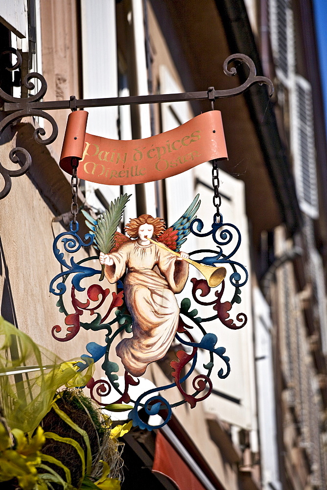 Wine bar, Strasbourg, Alsace, France, Europe