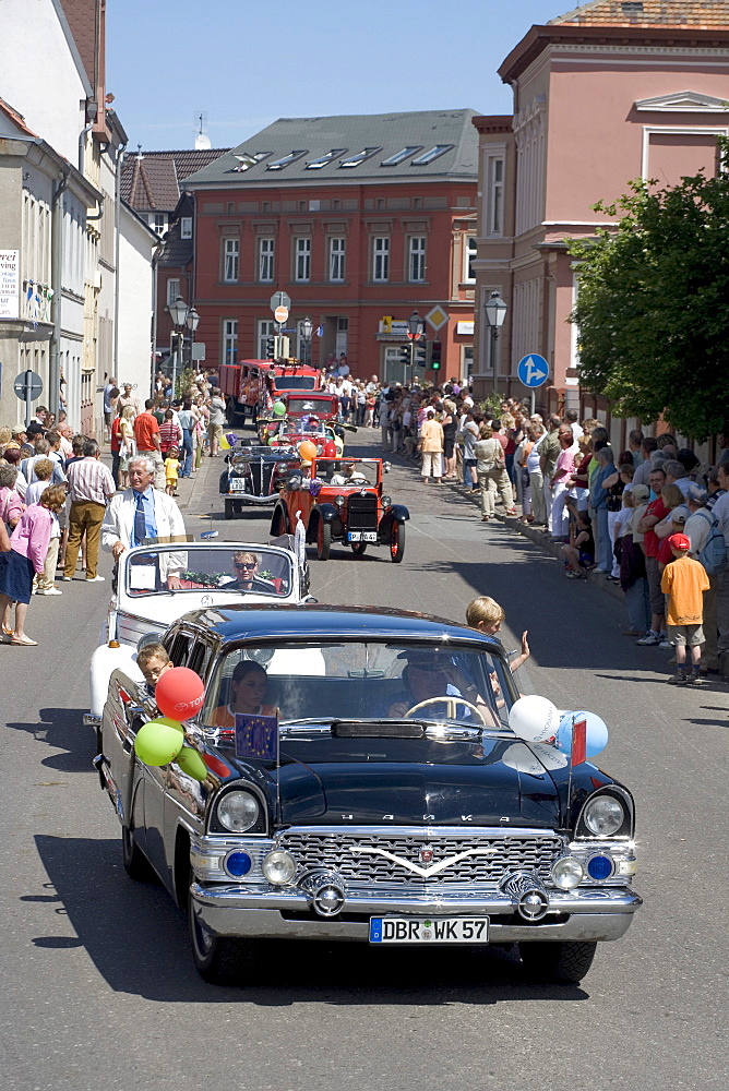 Vintage cars, parade, Barth, Mecklenburg-Western Pomerania, Germany, Europe