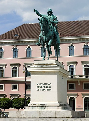 Momument of Maximilian, elector of Bavaria, in front of Siemens headquarters, Munich, Bavaria, Germany