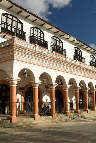 Zocalo, old town or historic center of San Cristobal de las Casas, Chiapas, Mexico