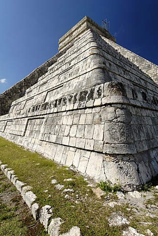 Kukulkan pyramid, Maya and Toltec archeological site Chichen Itza, new worldwonder, Yucatan, Mexico