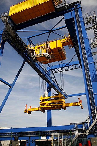 Container crane