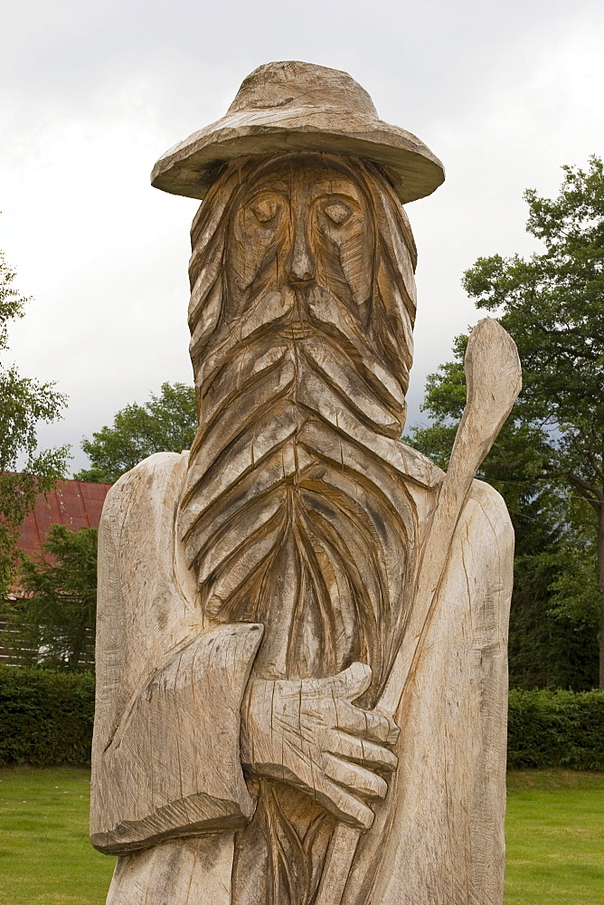 Wooden statue of Ruebezahl, Harrachov, Czech Republic