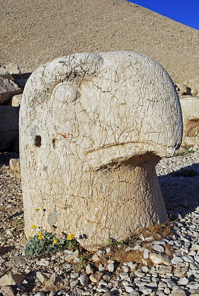 Tomb-sanctuary Nemrut Dagi, Anatolia, Turkey