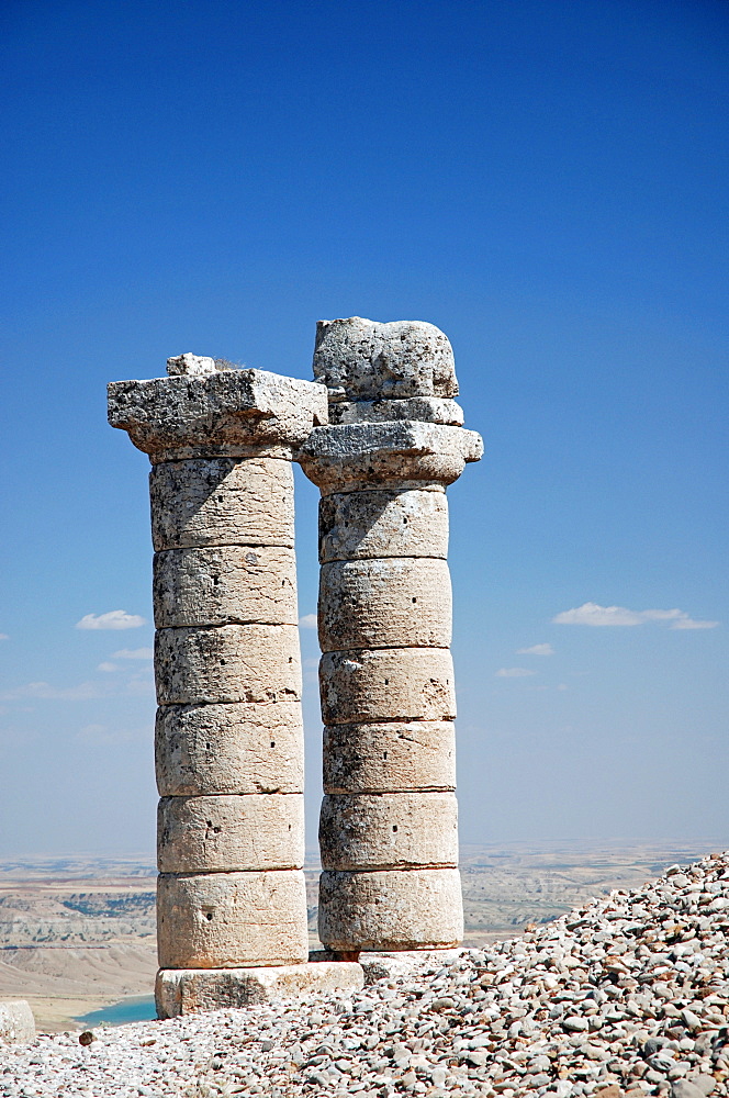 Pillars on Karakus Tumulus Hill, Nemrut region, Anatolia, Turkey, Asia