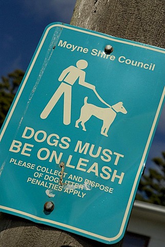 Great Ocean Road, Sign Dogs Must Be On Leash, Port Fairy, Victoria, Australia