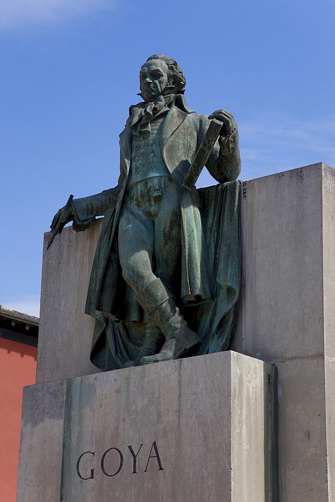 Goya statue, Plaza del Pilar, Zaragoza, Saragossa, Expo city 2008, Province of Aragon, Spain, Europe