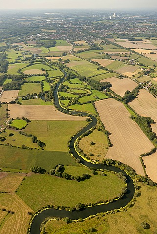 Aerial view, Lippe river, meander, meadows, fields, Bergkamen, Ruhr area, North Rhine-Westphalia, Germany, Europe