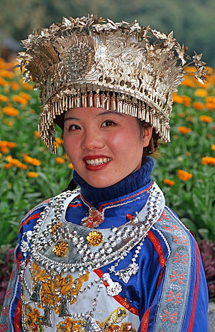 Zhuang Girl, ethnic minority, Guilin, Guangxi, China, Asia