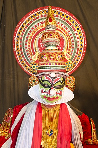 The Kathakali character Ravana, Perattil, Kerala, India, Asia