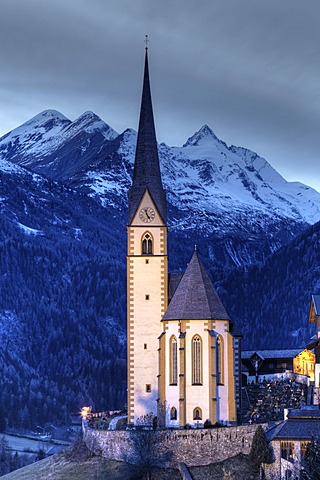 Church in Heiligenblut on Grossglockner Mountain, Spittal an der Drau, Carinthia, Austria, Europe