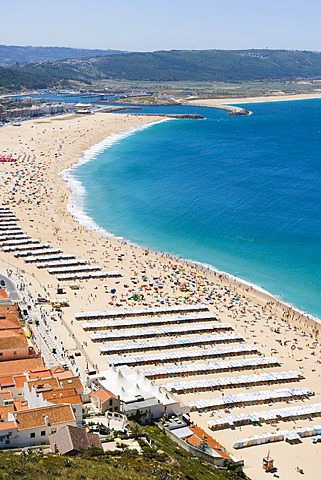 Beach, Praia, seen from Sitio village, Nazare, Oeste, Leiria District, Portugal, Europe