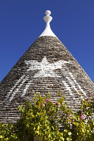 Trulli house of the Rione Monti Area of Alberobello, Puglia, Italy, Europe