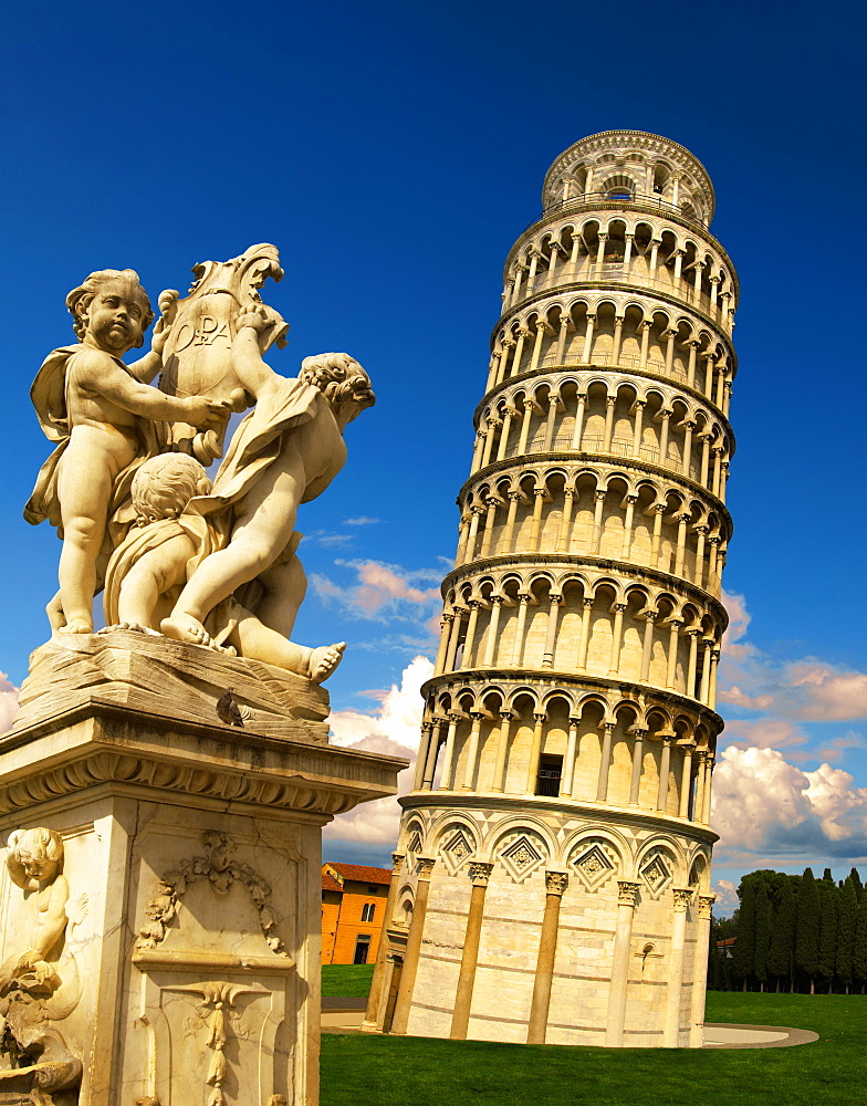 Leaning Tower of Pisa, Pizza del Miracoli, Pisa, Italy, Europe