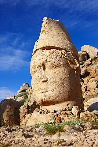 Broken statue around the tomb of Commagene King Antiochius, on top of Mount Nemrut, Turkey