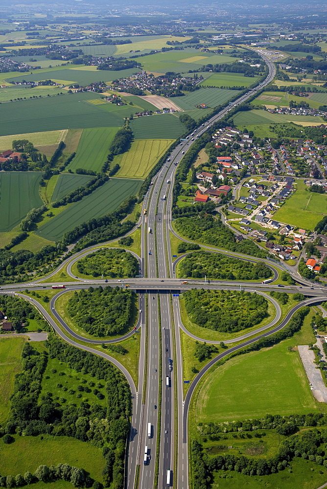 Motorway intersection A2 and main road B239 between Herford and Bad Salzuflen, cloverleaf interchange, highway bridge, North Rhine-Westphalia, Germany, Europe