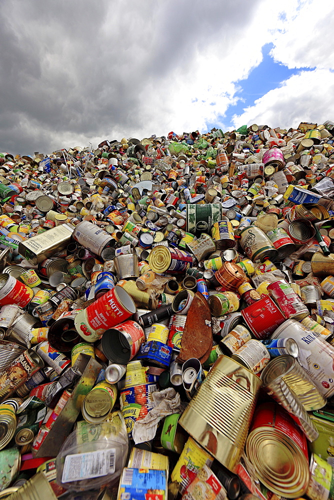 Waste disposal, Storage for recycling, beverage cans, Weissblech, Germany, Europe