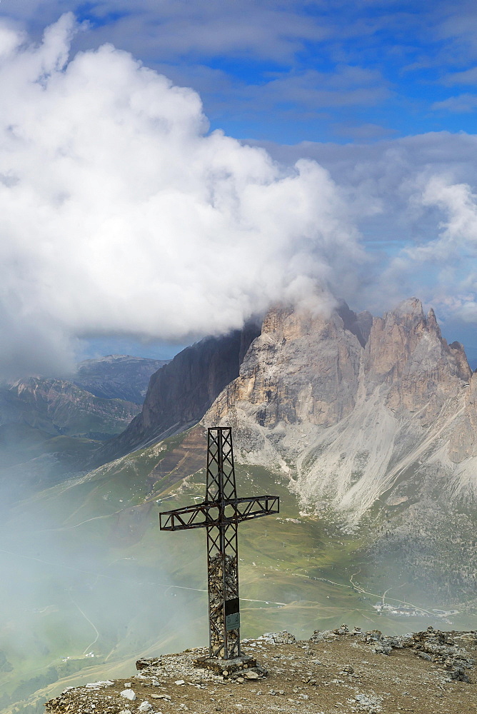 Sass Pordoi, summit cross, Dolomites, South Tyrol, Italy, Europe