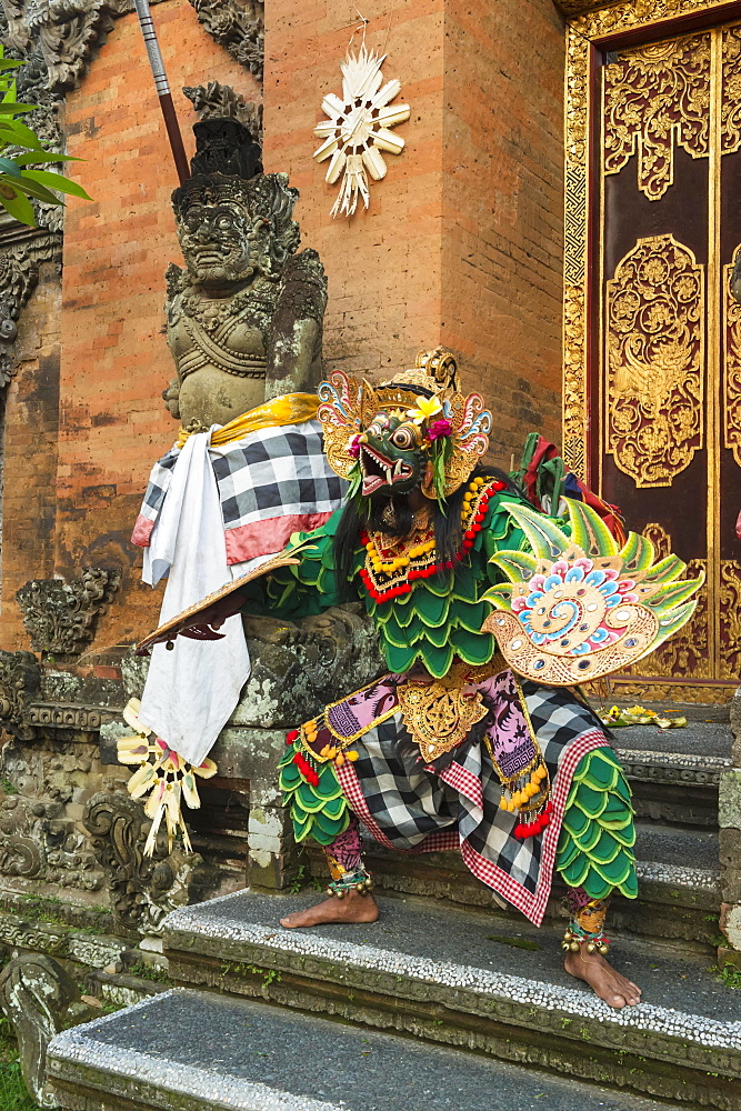 Balinese Kecak dancer, Ubud, Bali, Indonesia, Asia