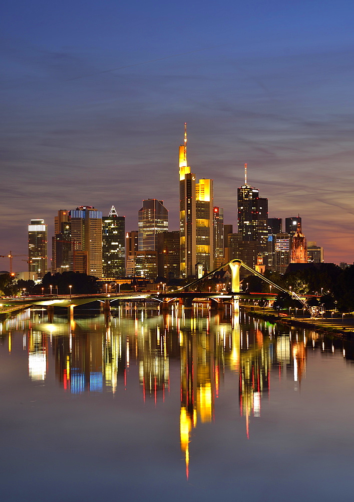 Skyline at night, TaunusTurm, Tower 185, Commerzbank, Messeturm, ECB, European Central Bank, Helaba, Landesbank Hessen, Deutsche Bank, Frankfurt Cathedral, Flosserbrucke bridge, Frankfurt am Main, Hesse, Germany, Europe