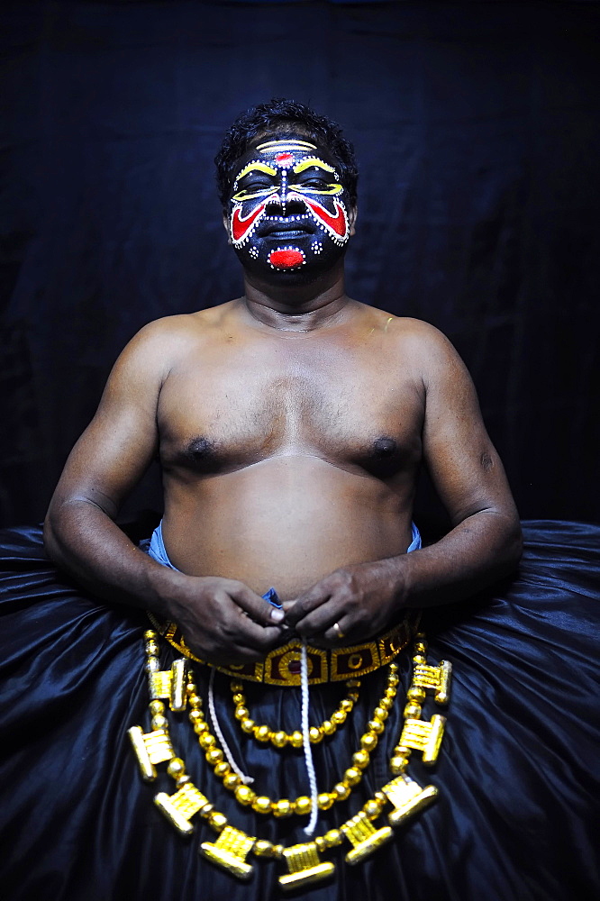 Kathakali actor, demon character, Varkala, Kerala, South West India, India, Asia