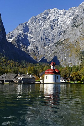 St. Bartholomae church below the Watzmann Ostwand rock face, Lake Koenigsee, Berchtesgadener Land country, Upper Bavaria, Germany, Europe
