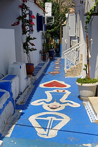 Narrow street in the port city of Pythagorio, Samos Island, Aegean Sea, southern Sporades islands, Greece, Europe