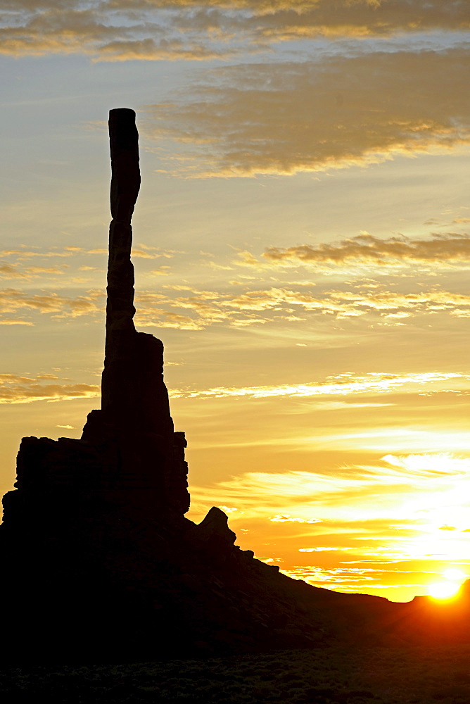 Sunrise with Totem Pole, backlit, silhouette, Monument Valley, Arizona, USA