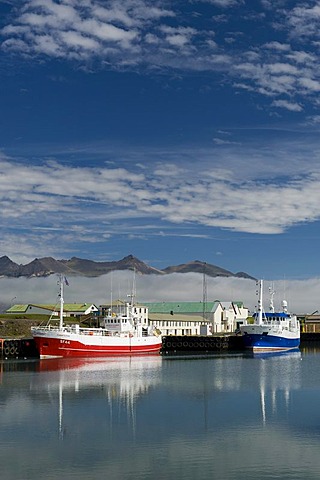 Port of Hoefn or Hoefn i Hornafirï£¿i, Hornafirdi, community of Hornafjoerï£¿ur, Hornafjoerdur, eastern Iceland, Europe