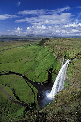 Seljalandsfoss waterfall, South Iceland, Iceland, Europe