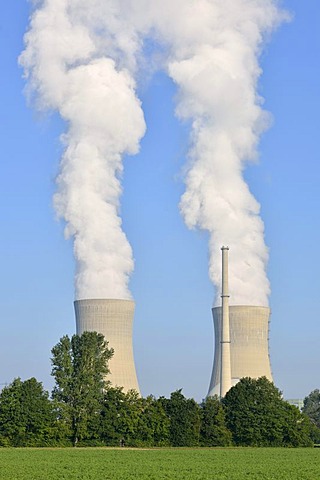 E.ON Grafenrheinfeld Nuclear Power Plant, cooling towers, Schweinfurt, Bavaria, Germany, Europe