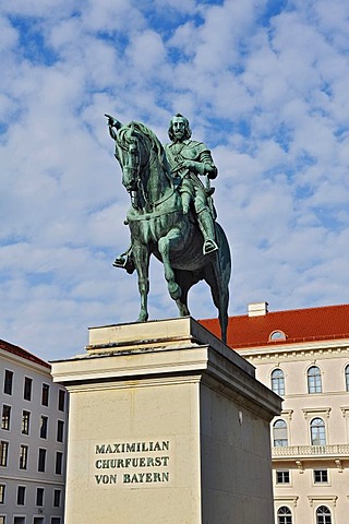 Equestrian statue of Maximilian Elector of Bavaria on Wittelsbacherplatz square, Munich, Bavaria, Germany, Europe