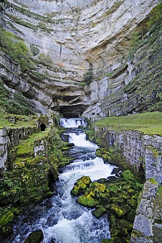 Source de la Loue, river head of the Loue River, Ouhans, departement of Doubs, Franche-Comte, France, Europe, PublicGround