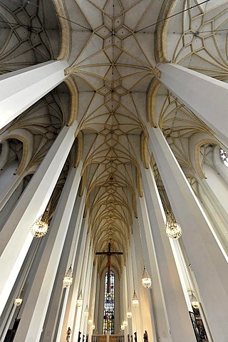 Interior view, high vaulted ceilings, Frauenkirche, Church of Our Lady, Munich, Bavaria, Germany, Europe