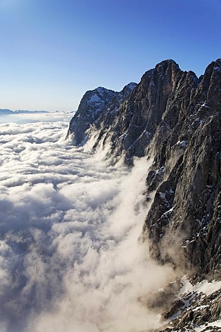 Hoher Dachstein mountain, view from the summit station of the cableway on Hunerkogel mountain, Dachstein Mountains, Ramsau, Styria, Austria, Europe