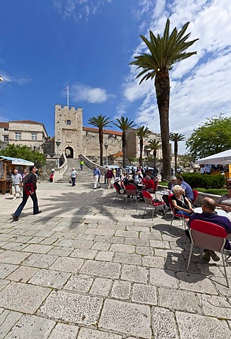 Historic centre of Korcula with tourists in front of the castle, central Dalmatia, Dalmatia, Adriatic coast, Croatia, Europe, PublicGround