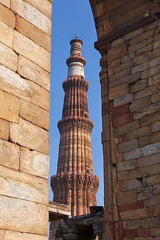 Qutb Minar minaret, UNESCO World Heritage Site, New Delhi, North India, India, Asia