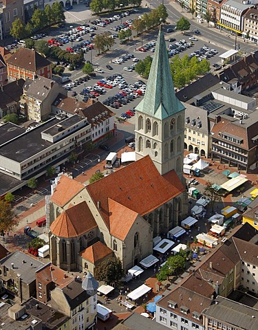 Aerial view, Church of St. Paul with the market square, Hamm, Ruhr area, North Rhine-Westphalia, Germany, Europe